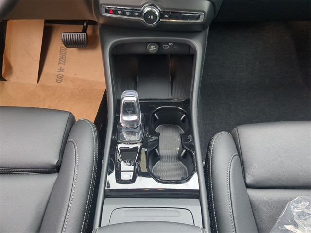 new 2026 Volvo XC40 car, priced at $52,095