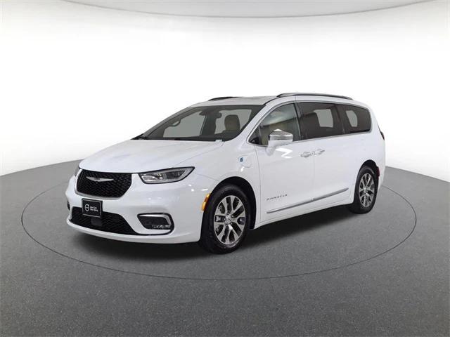 used 2022 Chrysler Pacifica car, priced at $34,990