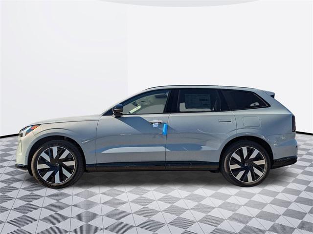 new 2025 Volvo EX90 car, priced at $85,640