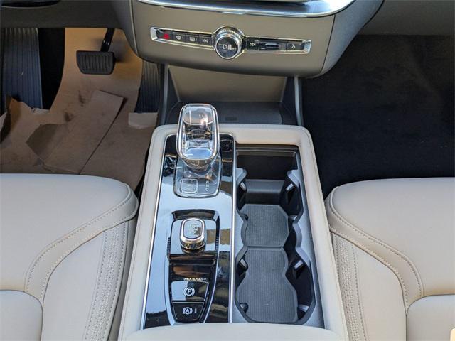 new 2026 Volvo XC90 car, priced at $67,895