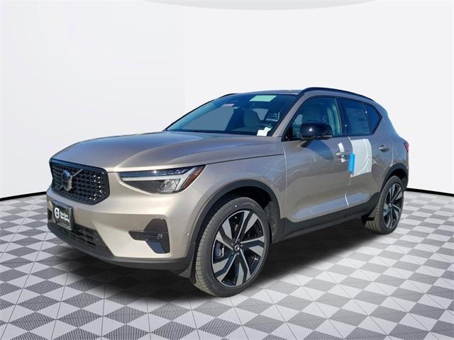 new 2024 Volvo XC40 car, priced at $48,520