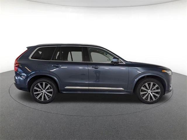 used 2022 Volvo XC90 Recharge Plug-In Hybrid car, priced at $42,000