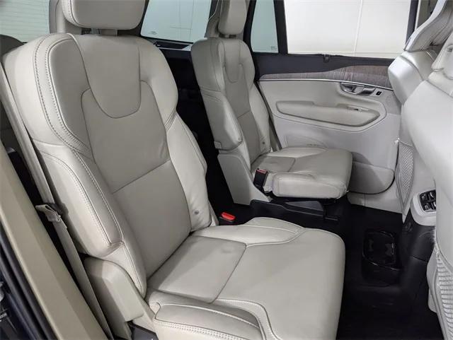 used 2022 Volvo XC90 Recharge Plug-In Hybrid car, priced at $42,000