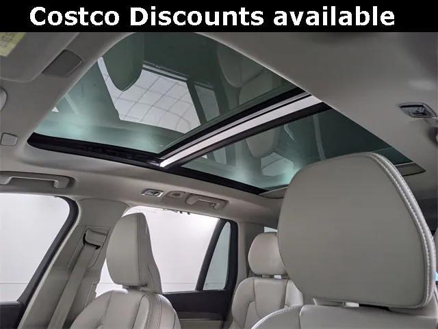 used 2022 Volvo XC90 Recharge Plug-In Hybrid car, priced at $49,500