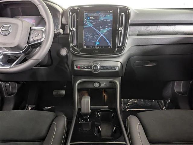 used 2024 Volvo XC40 Recharge Pure Electric car, priced at $39,400
