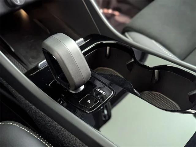 used 2024 Volvo XC40 Recharge Pure Electric car, priced at $39,400