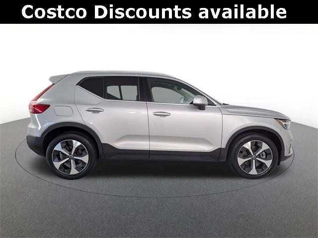 used 2023 Volvo XC40 car, priced at $29,200