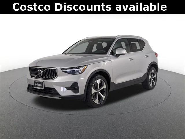 used 2023 Volvo XC40 car, priced at $30,400