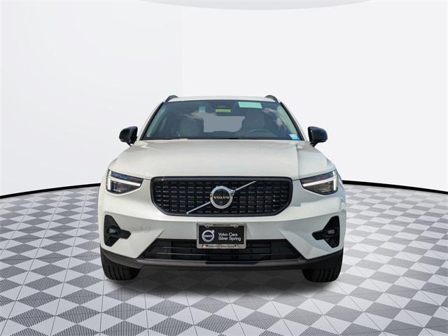 new 2025 Volvo XC40 car, priced at $46,695