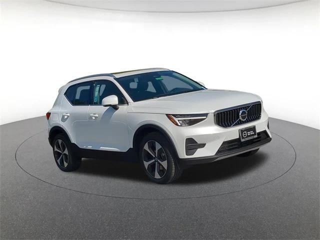 used 2025 Volvo XC40 car, priced at $34,000