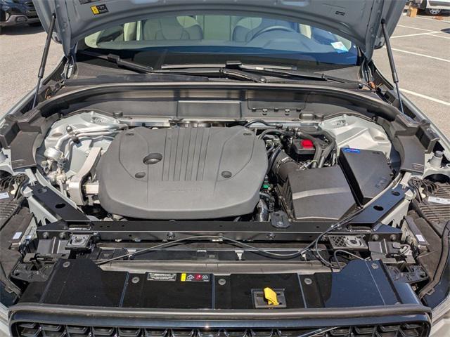 new 2025 Volvo XC60 car, priced at $50,699
