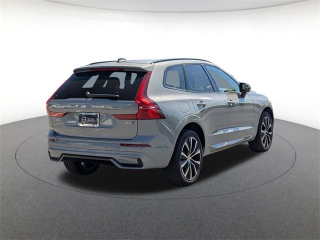 new 2025 Volvo XC60 car, priced at $50,699