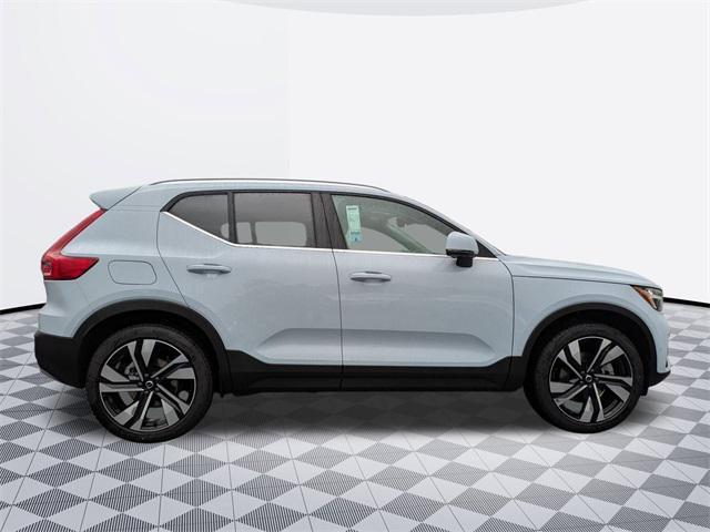 new 2025 Volvo XC40 car, priced at $49,645