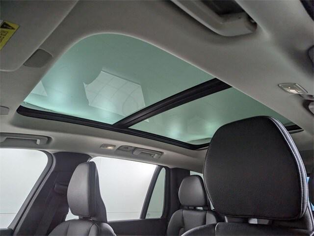 used 2023 Volvo XC90 Recharge Plug-In Hybrid car, priced at $45,700