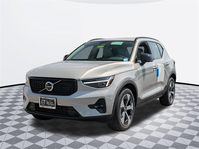 new 2025 Volvo XC40 car, priced at $48,315