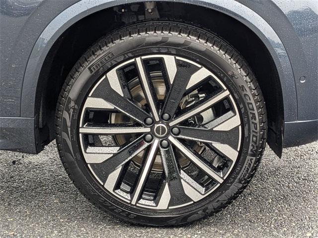 new 2026 Volvo XC90 car, priced at $67,395