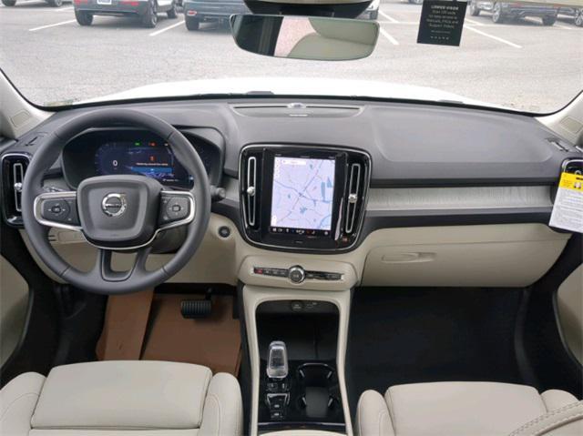 new 2025 Volvo XC40 car, priced at $46,495