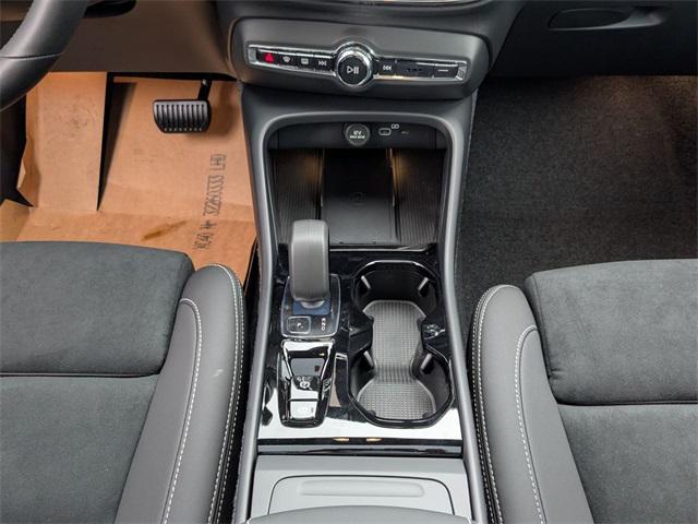 new 2026 Volvo XC40 car, priced at $51,245
