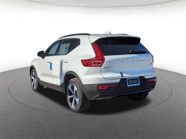 new 2025 Volvo XC40 car, priced at $47,695