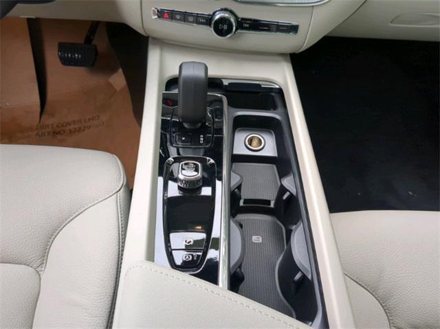new 2025 Volvo XC60 Plug-In Hybrid car, priced at $66,260