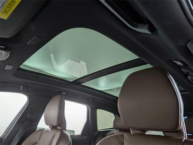 used 2023 Volvo XC60 car, priced at $37,800