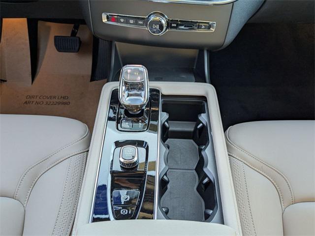 new 2026 Volvo XC90 car, priced at $68,325