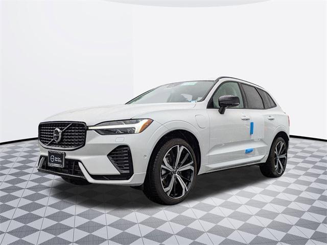 new 2025 Volvo XC60 Plug-In Hybrid car, priced at $69,085