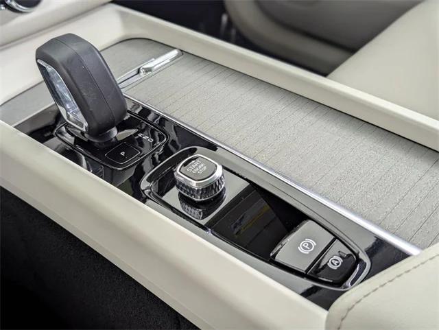 used 2024 Volvo XC60 Recharge Plug-In Hybrid car, priced at $52,700
