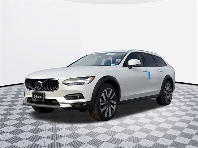 new 2025 Volvo V90 Cross Country car, priced at $62,585