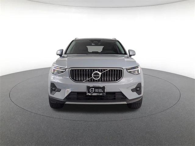 used 2024 Volvo XC40 car, priced at $33,400