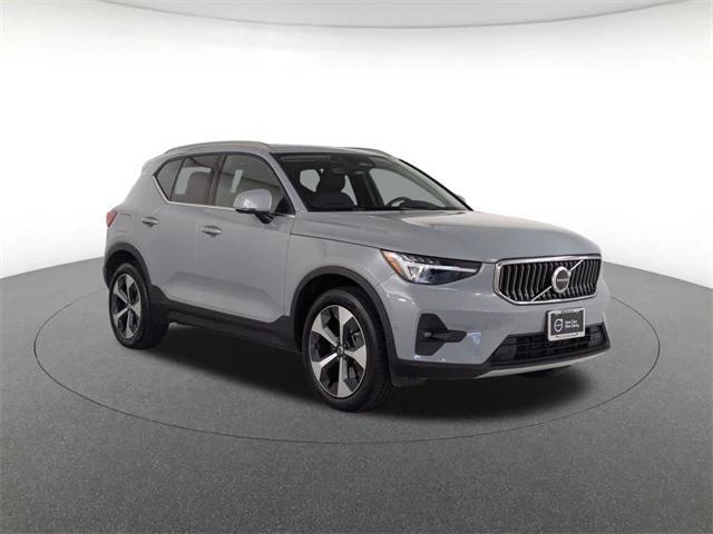 used 2024 Volvo XC40 car, priced at $33,400
