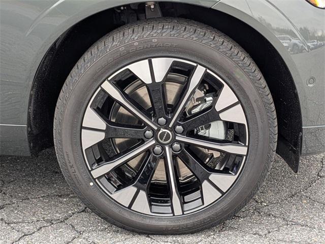 new 2026 Volvo XC60 Plug-In Hybrid car, priced at $67,050