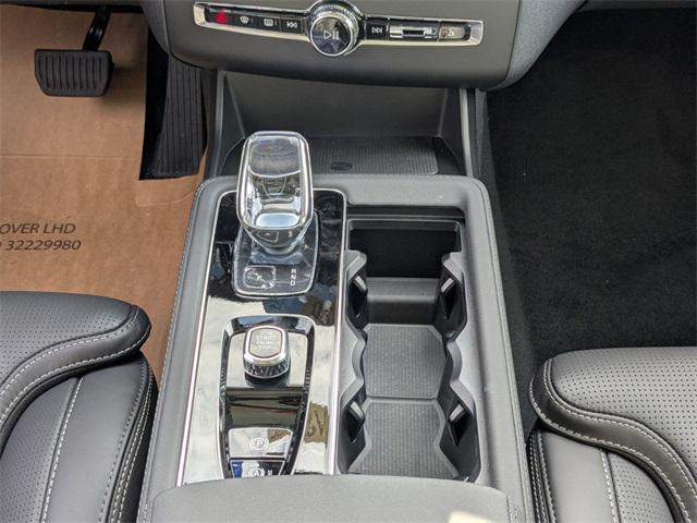 new 2026 Volvo XC90 car, priced at $71,880
