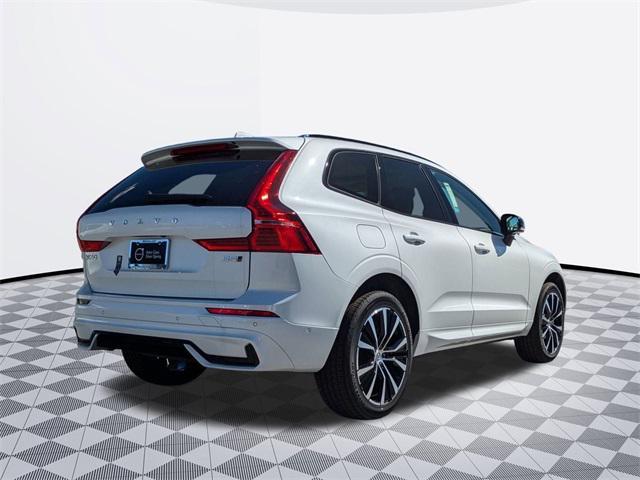 new 2025 Volvo XC60 car, priced at $52,545