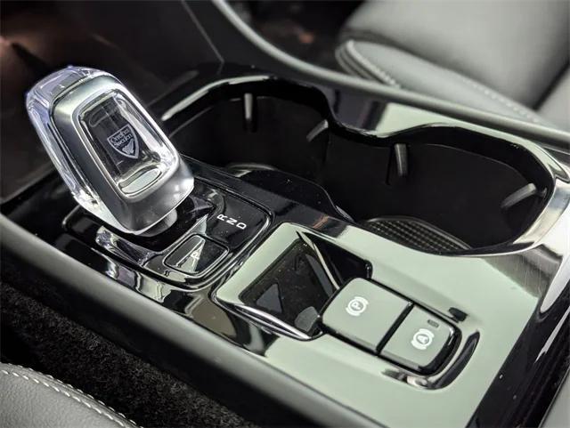 used 2025 Volvo XC40 car, priced at $37,200