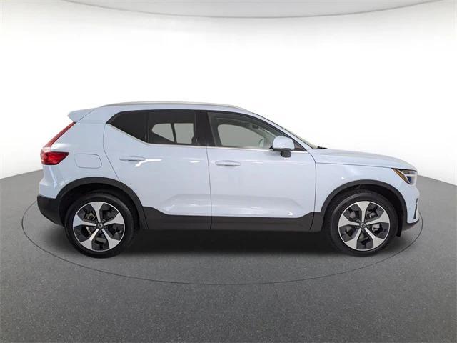 used 2025 Volvo XC40 car, priced at $37,200