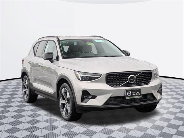 new 2025 Volvo XC40 car, priced at $46,265