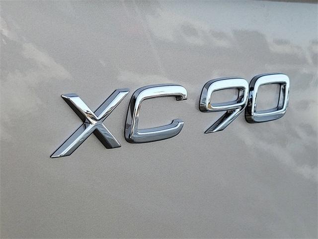 new 2024 Volvo XC90 car, priced at $71,918
