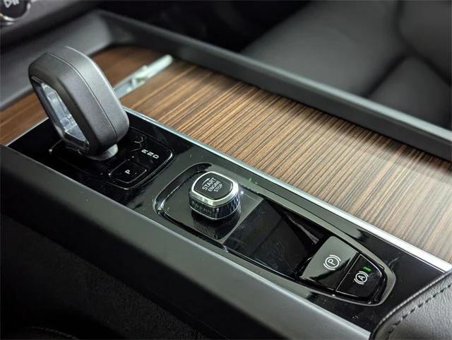 used 2023 Volvo XC60 car, priced at $32,000