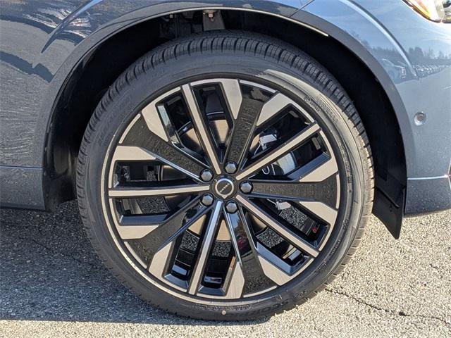 new 2026 Volvo XC60 car, priced at $60,095
