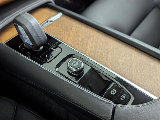 used 2024 Volvo XC90 Recharge Plug-In Hybrid car, priced at $51,000