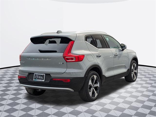 new 2025 Volvo XC40 car, priced at $44,395