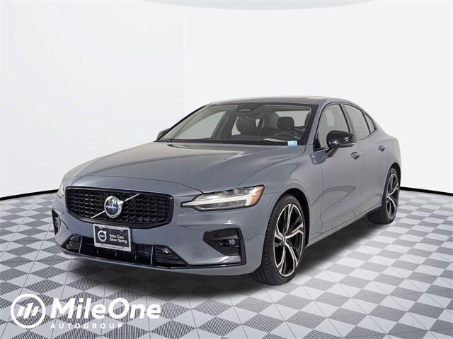 used 2024 Volvo S60 car