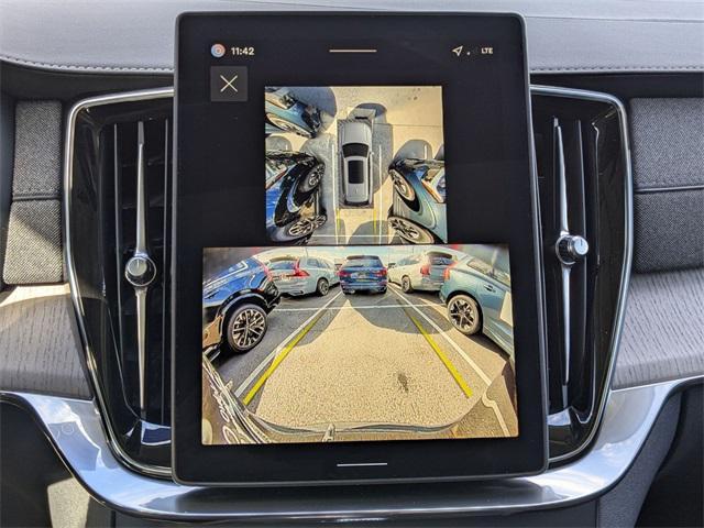 new 2026 Volvo XC90 car, priced at $71,145