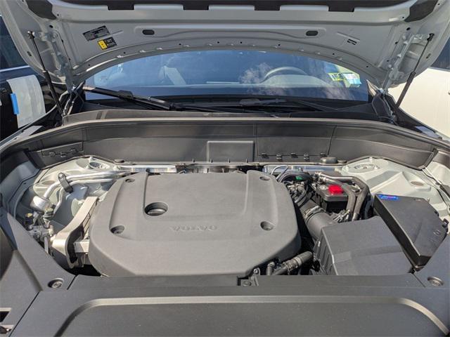 new 2026 Volvo XC90 car, priced at $68,825