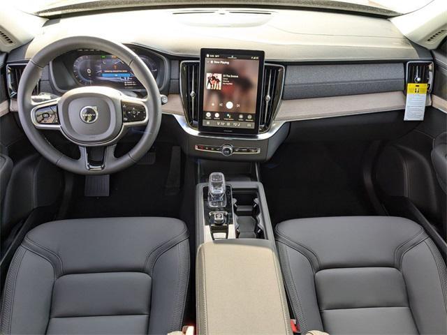 new 2025 Volvo XC90 Plug-In Hybrid car, priced at $77,895