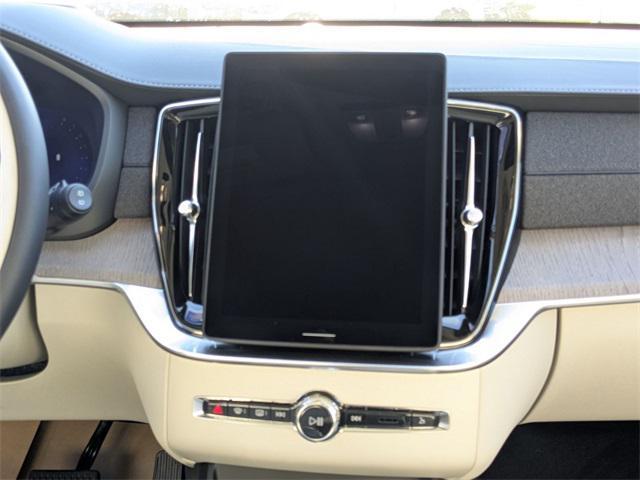 new 2026 Volvo XC90 car, priced at $71,145