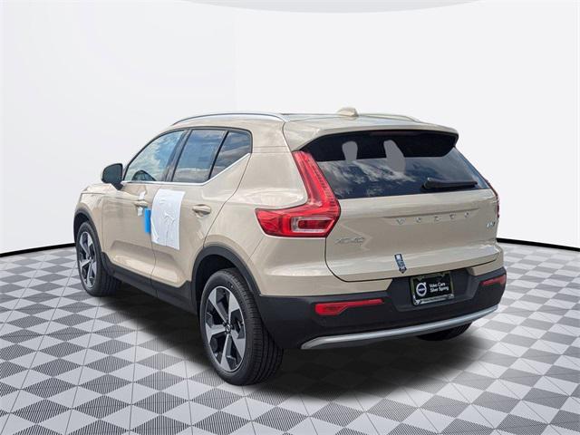 new 2025 Volvo XC40 car, priced at $47,965