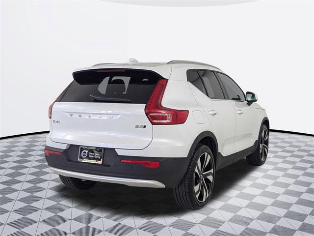 new 2024 Volvo XC40 car, priced at $44,693