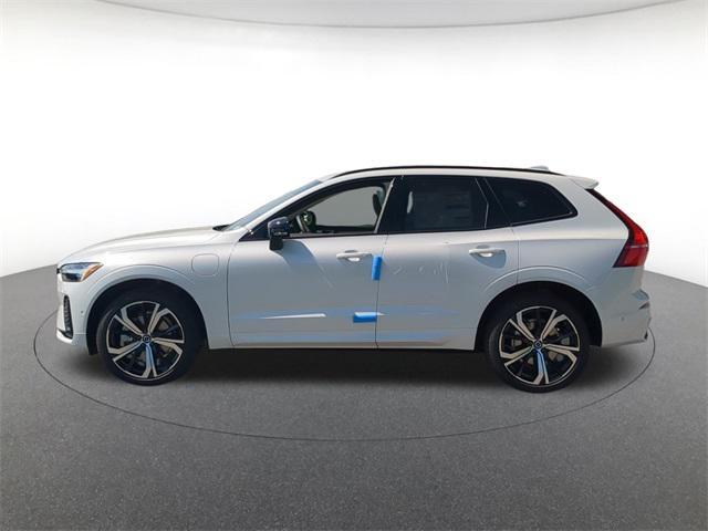 new 2025 Volvo XC60 Plug-In Hybrid car, priced at $71,085